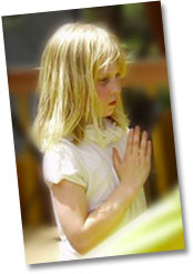 girl praying